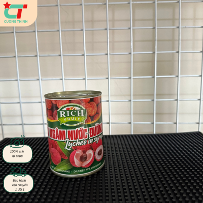 Vải Ngâm Rich Xanh Lon 580gr